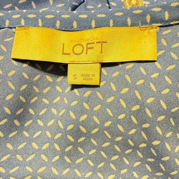 Loft Cap Sleeve Lightweight Blouse size S - Picture 3 of 5